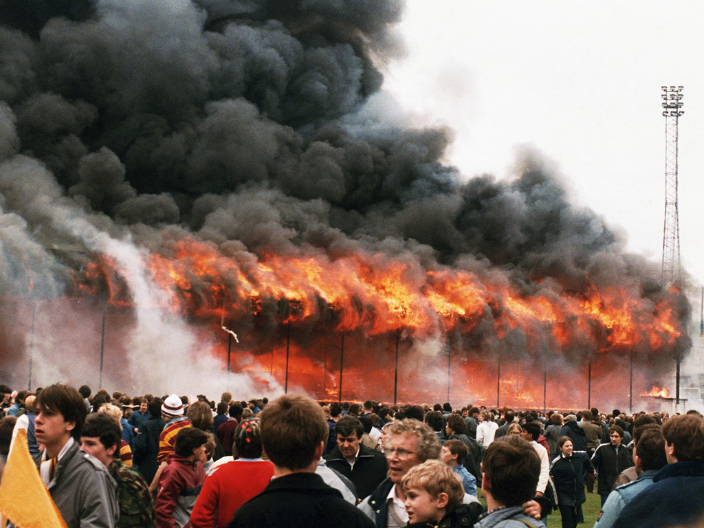 Thảm họa trên sân bóng: Ngọn lửa địa ngục ở Valley Parade