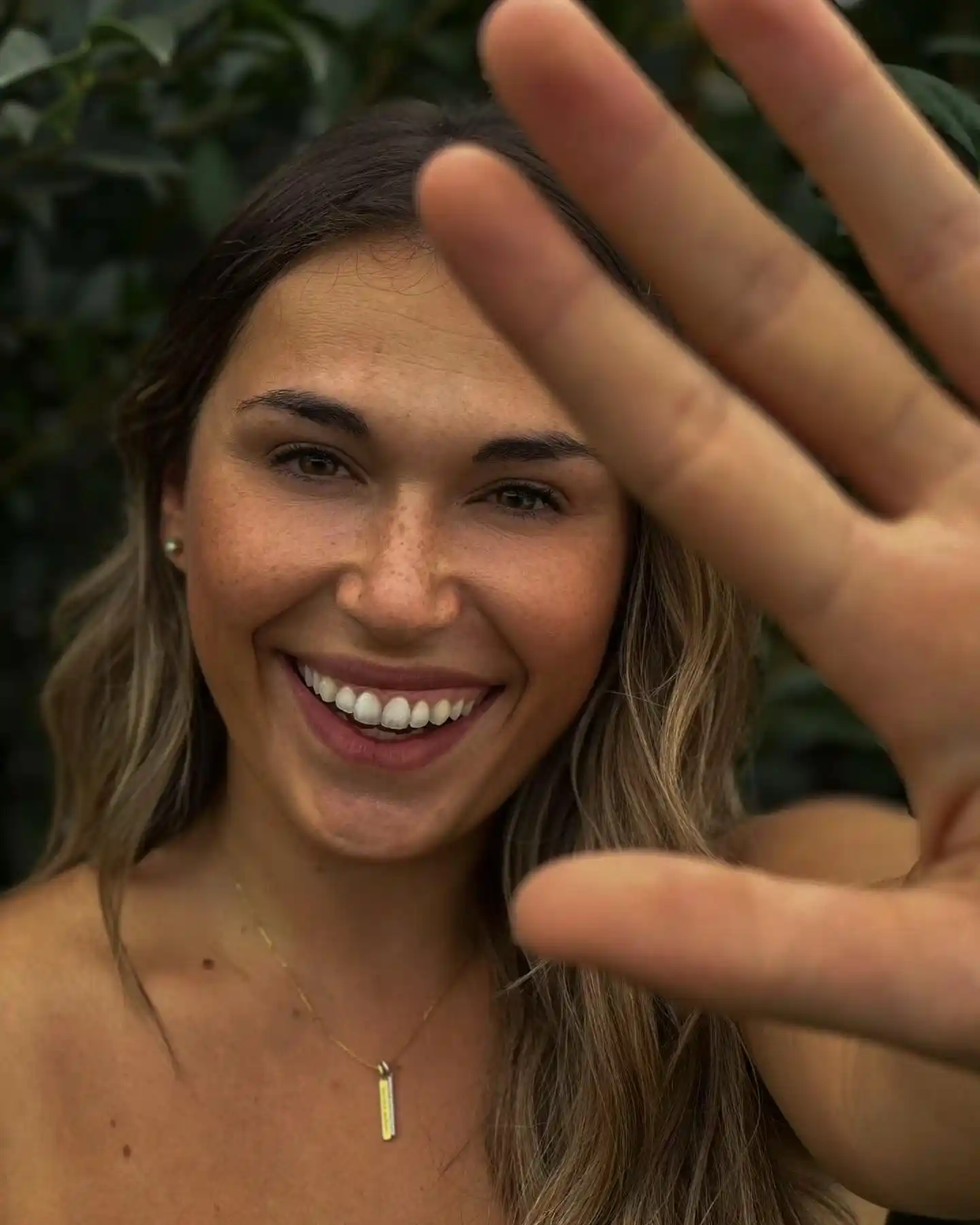 Madalena từ Moura Neves là ai? Gặp gỡ bạn gái tuyệt đẹp của Goncalo Guedes