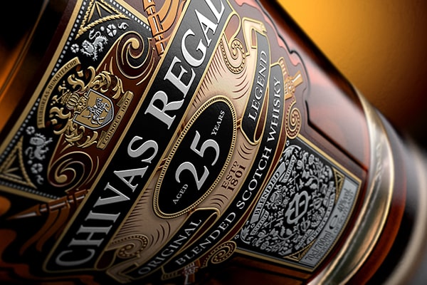 Chivas Regal đích thực phải có logo thương hiệu