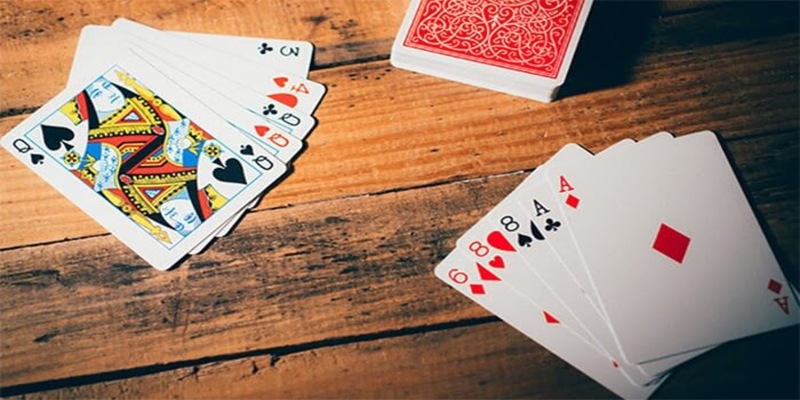 Hướng Dẫn Chi Tiết Cách Chơi Bài Phom Cao