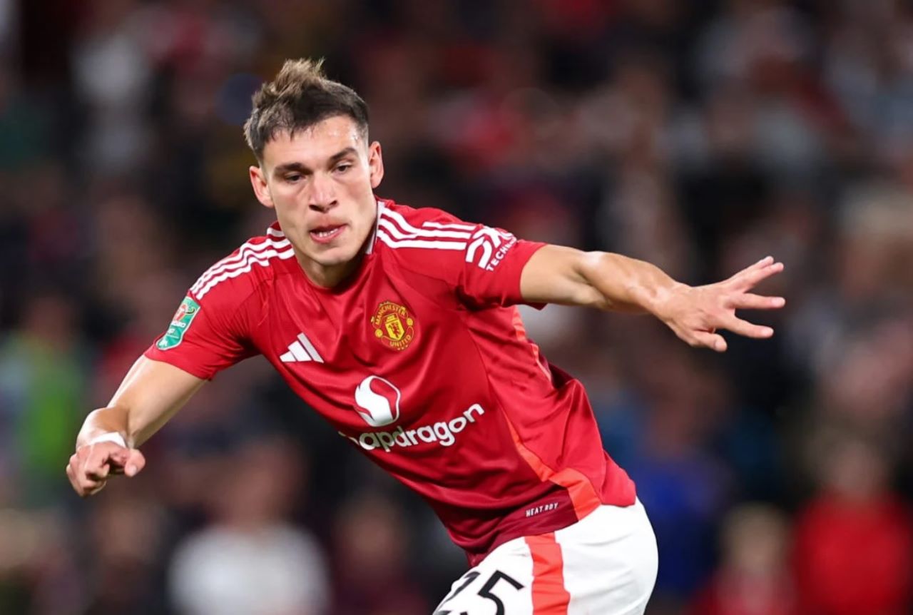 Cầu thủ Manuel Ugarte là ai? thông tin tiểu sử Manuel Ugarte